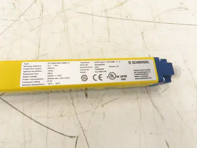 Schmersal SLC440COM-ER-0890-14 Safety Light Curtain Transmitter & Receiver Set