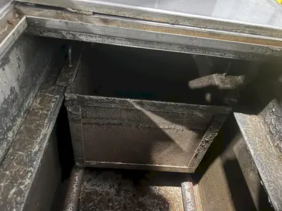 USED SYSTEM TECHNOLOGIES CMI-123-480 “CLEAN MACHINE”