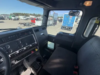 Used 2016 KENWORTH T800 HOOKLIFT Hooklifts & Roll-Offs Minnesota US | Carco Truck & Equipment #1513954