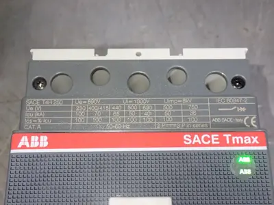 Used ABB SACE TMAX T4 H 250 Circuit Breakers Ohio US | HGR 24 #1187094