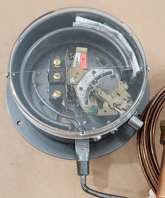 NEW Dwyer DS-7238-153-5
