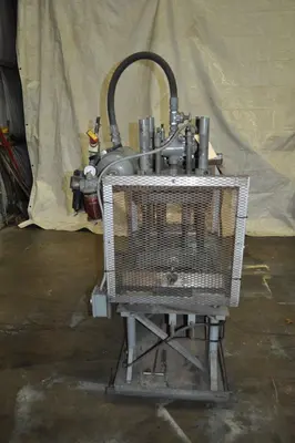 10 TON AIR RAM CUT OFF PRESS