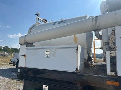 Used 2012 INTERNATIONAL DURASTAR 4300 Hydro Excavators Tennessee US | Moore Equipment #1517236