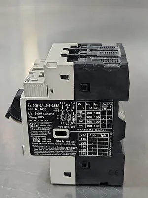 Telemecanique GV2-M04 Motor Circuit Breaker loc4E20