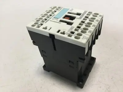 USED SIEMENS 3RH1140-2BB40