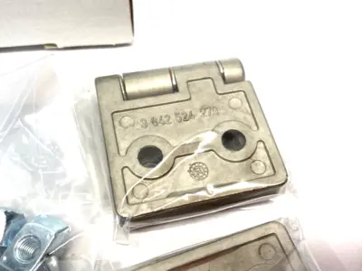 New | in-Stock Bosch Rexroth Robust Aluminum Hinge Set AL 45/45 2-PACK Flooring, Windows, and Doors Michigan US | Maverick Industrial Sales #1454284
