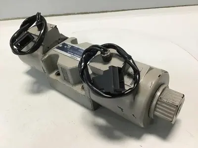 USED YUKEN DSG-03-3C40-D24-50210