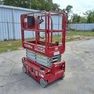 USED 2017 MEC 1330SE