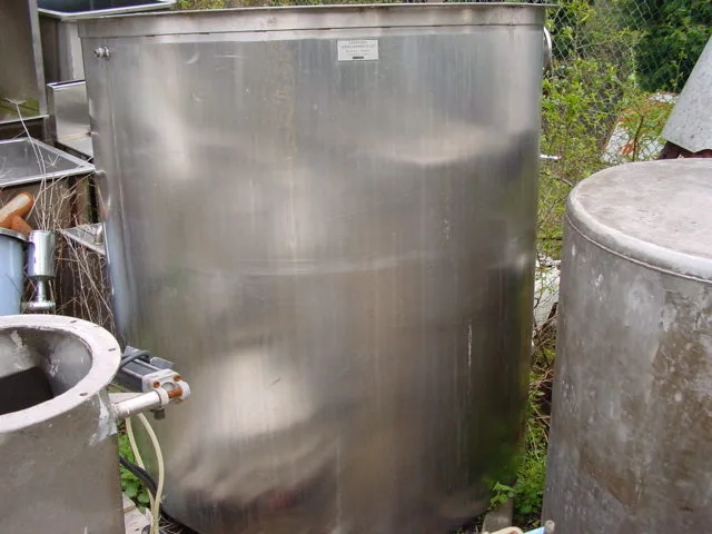 2200 L S/S Open Top Tank .