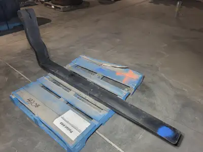 Used CATERPILLAR 317-5424 Forklift Attachments British Columbia CA | Lenmark #238445