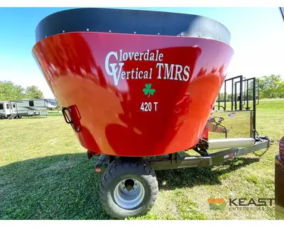 Used CLOVERDALE _UNKNOWN_ Feeder Wagons Iowa US | Keast Enterprises #1360120