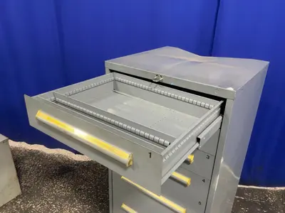 Used EQUIPTO _UNKNOWN_ Cabinets Ohio US | HGR 24 #1048140