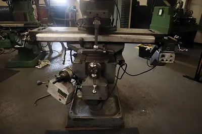 USED BRIDGEPORT VERTICAL MILL