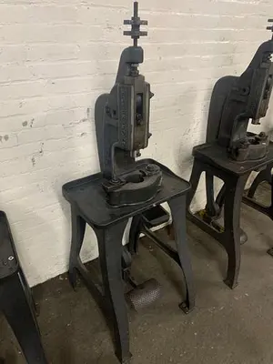 5904-510 Royersford Excelsior #10 / Famco, Metalworking, Forming & Stamping Punch Press / Foot Operated 2.5 Ton Kick Press