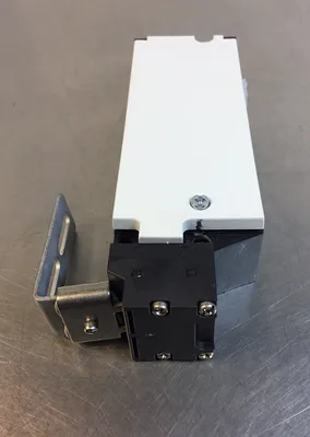 RITTAL SZ2418 SAFETY INTERLOCK 24VDC 8W (with bracket) 5E-7/2