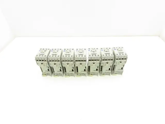 Allen Bradley 700-CF310Z* IEC Control Relay Contactor 24V Coil Lot of 7