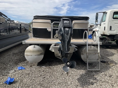 Used 2012 SYLVAN MIRAGE 8522 Boats (Misc) Michigan US | Miedema Asset Management Group #1406903