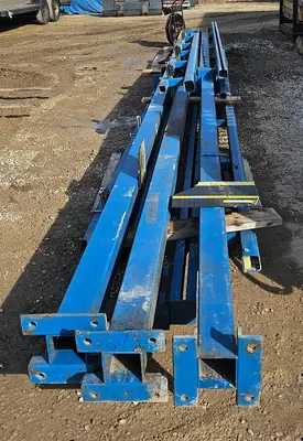USED GORBEL 1 TON FREESTANDING CRANE