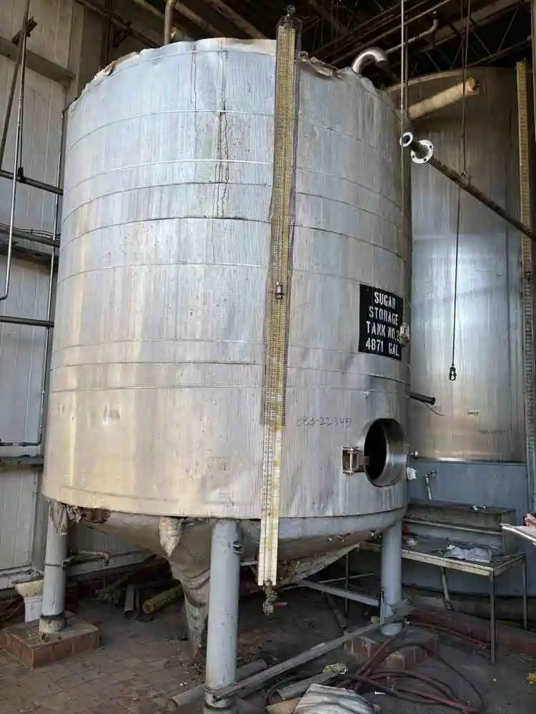 used stainless steel tank - 4800 gal