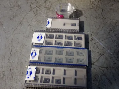 Various Carbide Inserts, Qty: 25