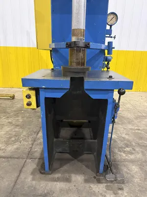 25 TON HANNIFIN C-FRAME HYDRAULIC PRESS: YOBRO #24741