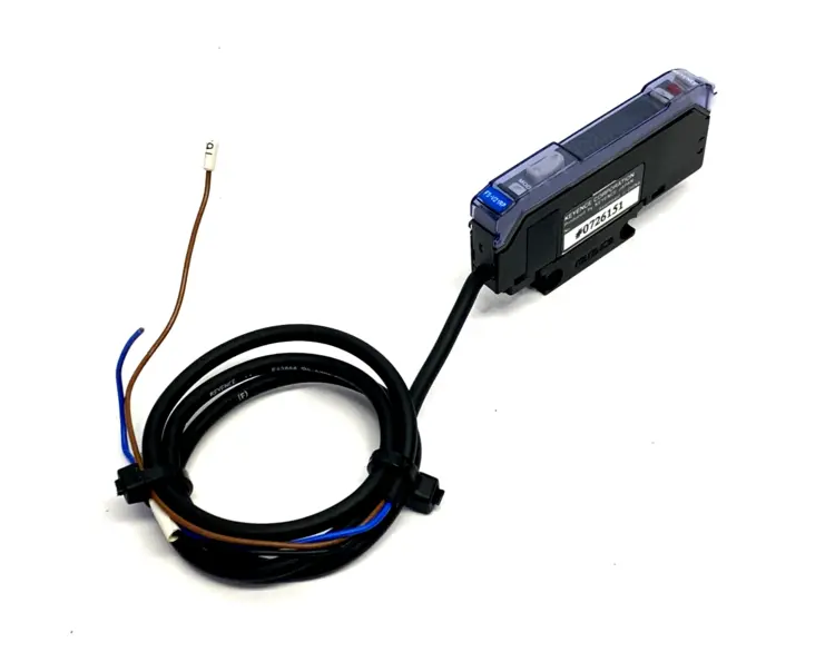 Used KEYENCE FS-V21RP Photoelectric Sensors Michigan US | Maverick Industrial Sales #1392362