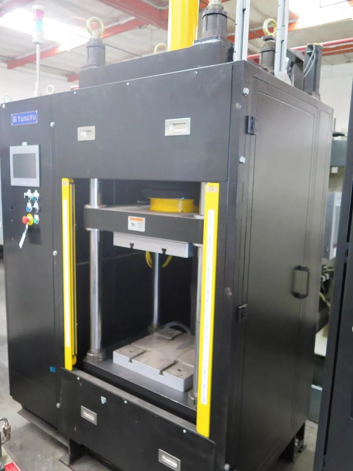 30 Ton TungYu Servo Electric Heated Platen Press - New 2020