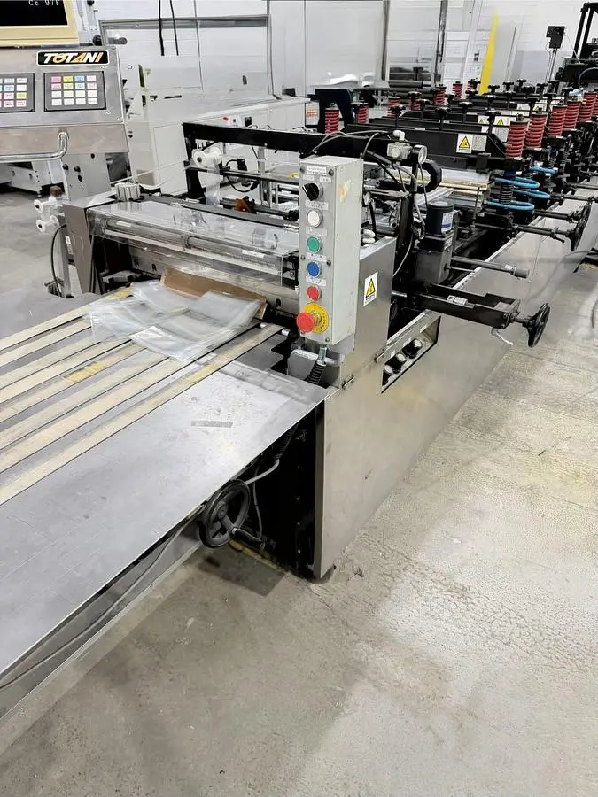 Used TOTANI BH-60DLC Pouch Packaging Machinery Pennsylvania US | Global Equipment International, LLC #1258236