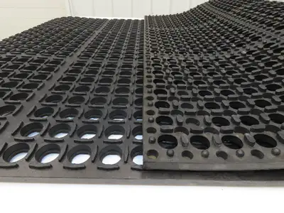 NoTrax 543S0035BL Mat 3x5' Black Anti-Fatigue Drainage