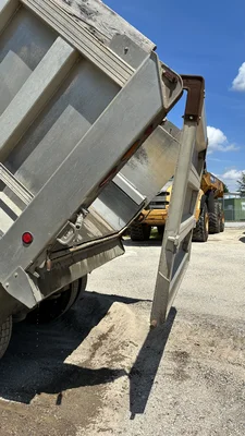 Used 2016 Peterbilt 567 Tractors & Trailers Maryland US | Zadoon Equipment #1470021