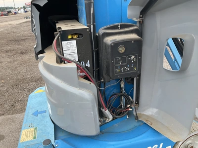 Used 2013 GENIE GR26J RUNABOUT VERTICAL MAST LIFT Vertical Mast Lifts Michigan US | Miedema Asset Management Group #1406856