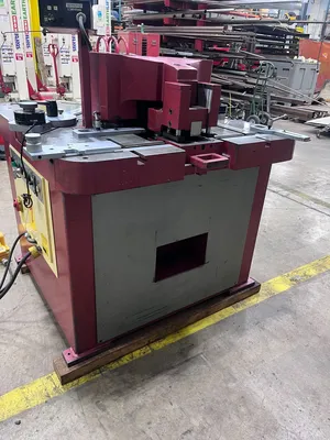 USED AMADA CSHW-220
