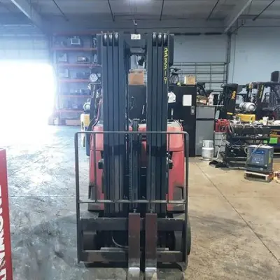 USED 2021 RAYMOND 425-C40QM