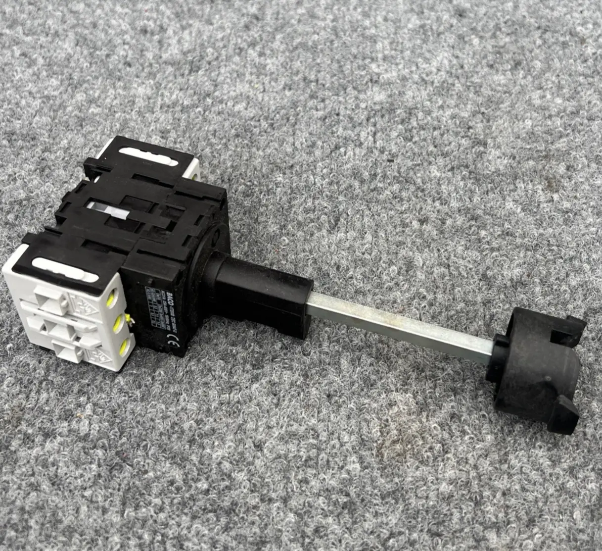 Used Baco Controls 172000 Disconnects California US | Davliegogo LLC #1707949