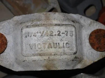 1 1/4" / 2" Clamps