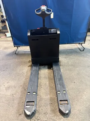 2014 Yale MPB045VG Pallet Jacks | Great American Equipment Company (10)