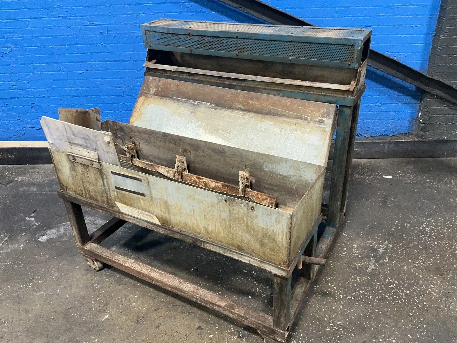 Used _UNKNOWN_ _UNKNOWN_ Parts Washers Ohio US | HGR 24 #1370299