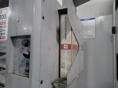 USED 2004 HAAS EC300
