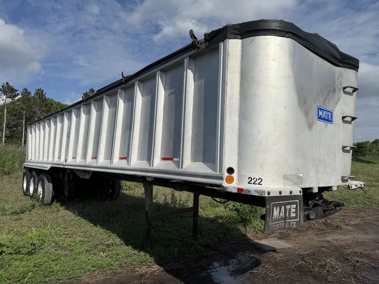 Used 2015 MATE THREE AXLE DUMP Dump Trailers Minnesota US | Carco Truck & Equipment #1514056
