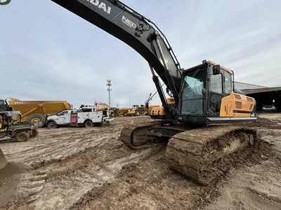 Used 2023 HYUNDAI HX350AL Crawler Excavators Texas US | National Equipment Dealers #1422453