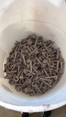 4 barrels of 1/2" Klein Hickey Heads, quantity approx 2533