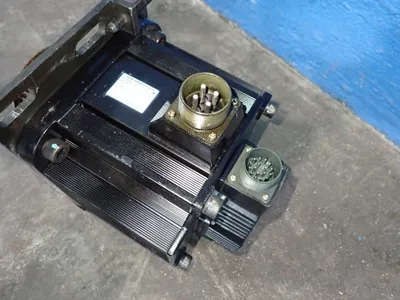 USED YASKAWA SGMG20AABB