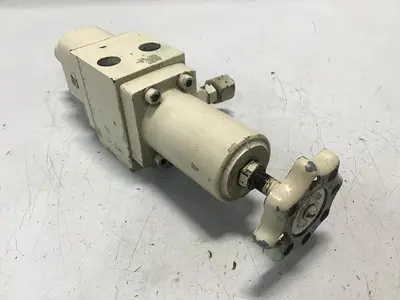 USED VICKERS SG-3F-10-LA-S10