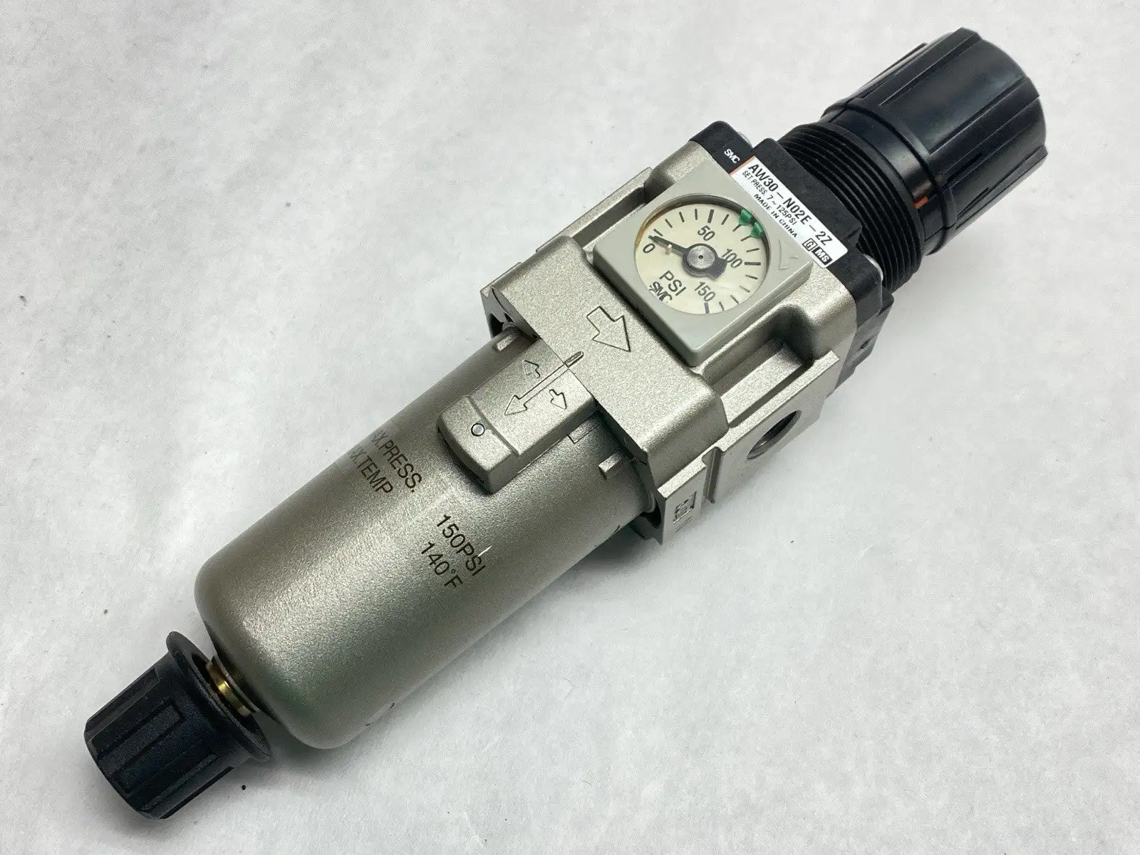 Used SMC Pneumatic Filter Regulator 1/4" NPT Air Pressure Regulators Michigan US | Maverick Industrial Sales #1389648