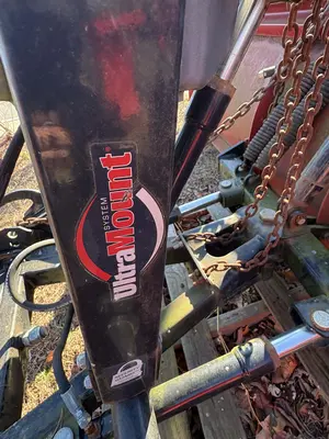 Used 2010 WESTERN STAR 9' STRAIGHT BLADE SNOW PLOW Plow Blades New Jersey US | Proxy Equipment #1385379