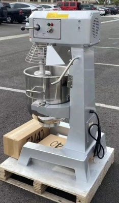 171-0160 40 Quart Mixer