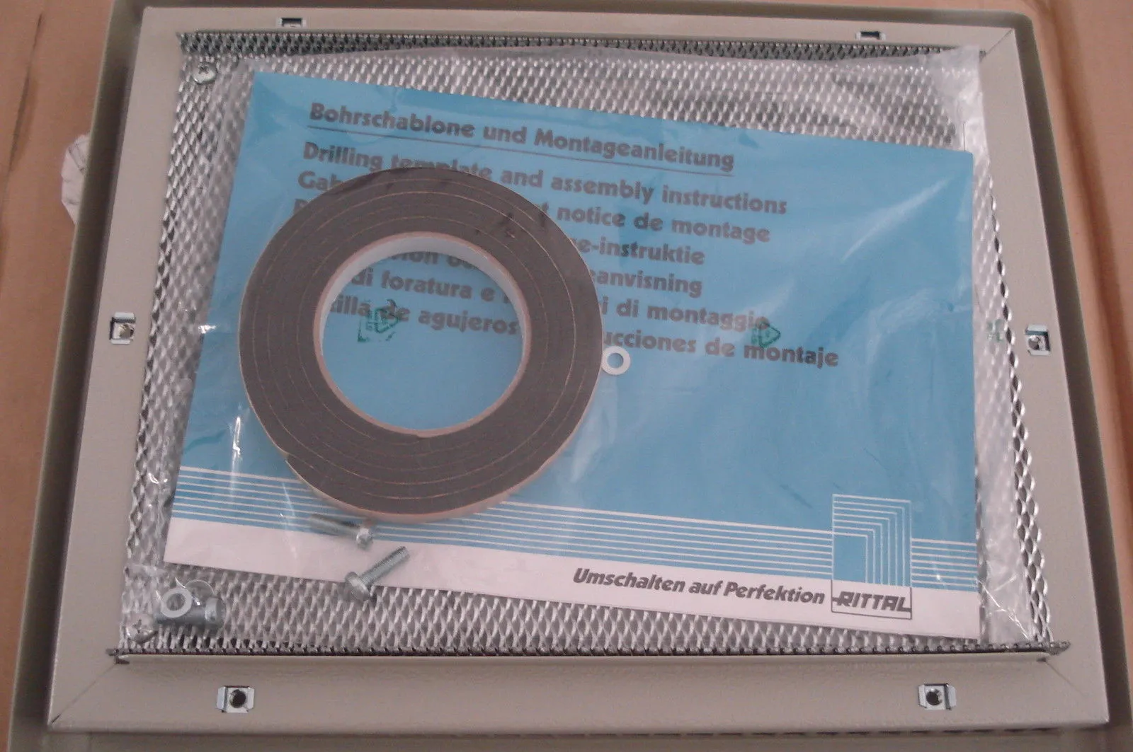 NEW RITTAL DASHENTLUFTUNG SK 3148