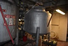 1000 Gal APV SS Concentrate tank 6'Dia x 5'H, 14" Cone