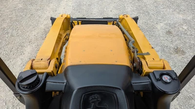 USED 2002 DEERE 110