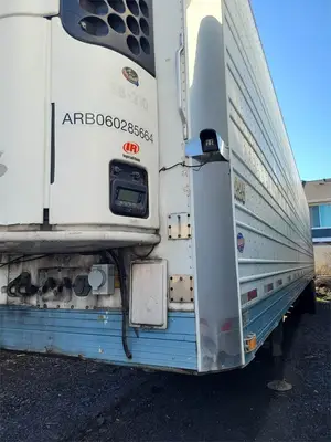 USED 1997 UTILITY 48 FOOT